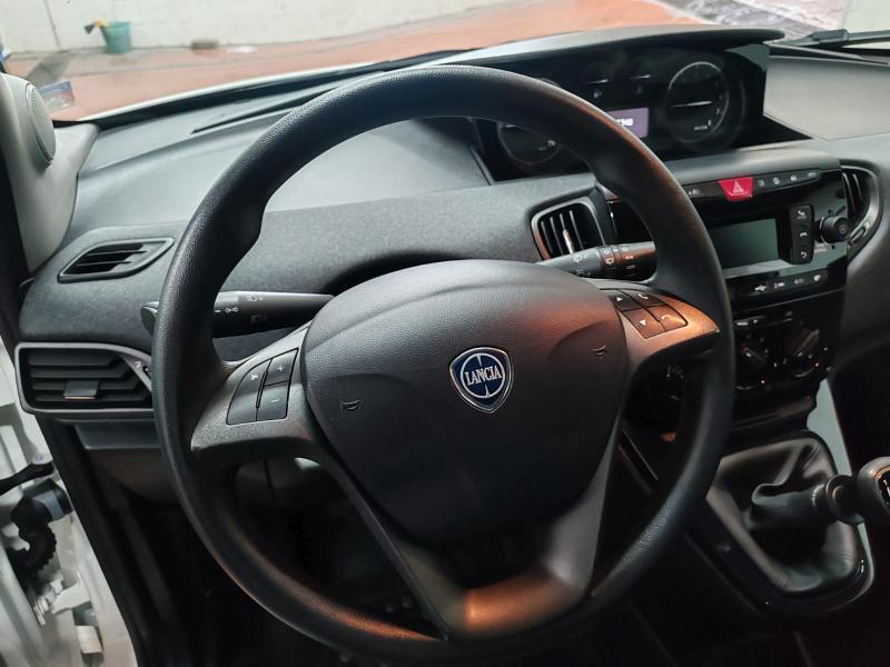 Lancia Ypsilon 1.2 " Elefantino Blu " PREZZO REALE