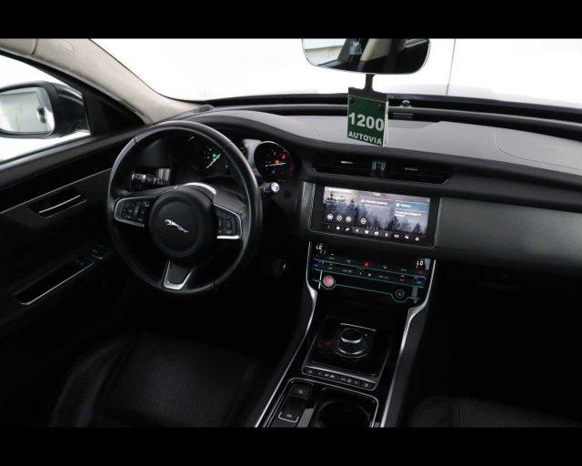 JAGUAR XF Sportbrake 2.0 D 180 CV aut. Prestige