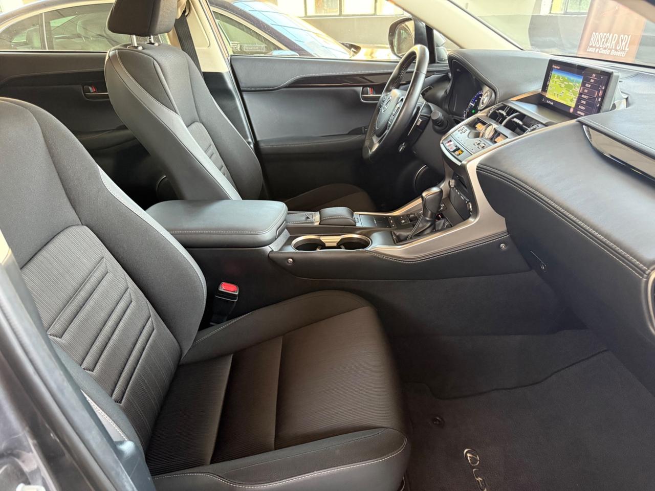 Lexus NX 300h Hybrid Business