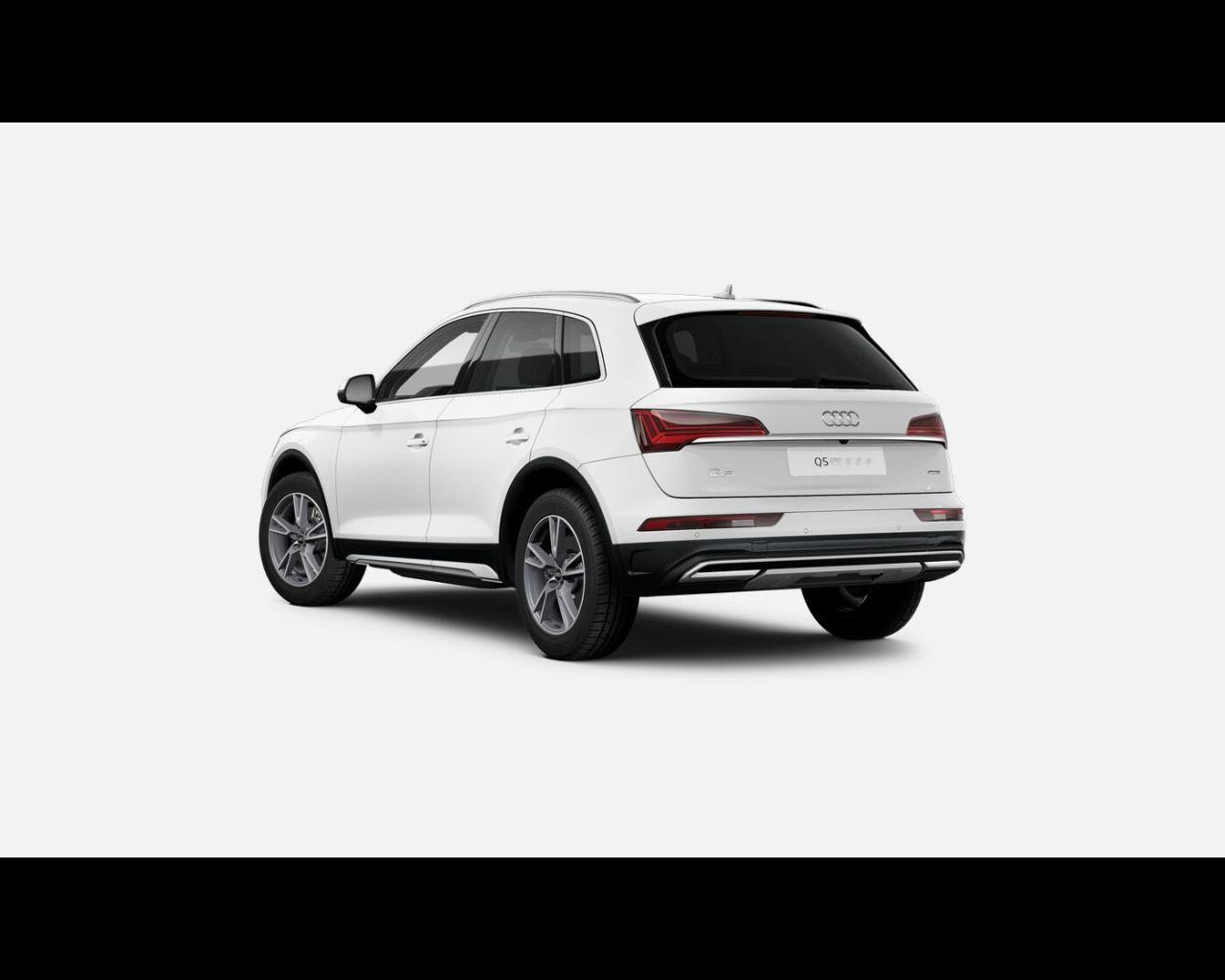 AUDI Audi Q5 Business Advanced 40 TDI quattro 150(204) kW(CV) S tronic