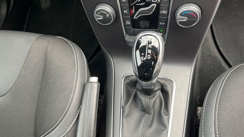 Volvo V40 2.0 D2 Business Plus Geartronic my19 2.0 D2 BUSINESS