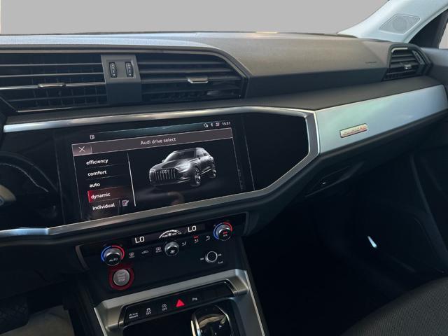 AUDI Q3 40 TFSI quattro S tronic S line edition