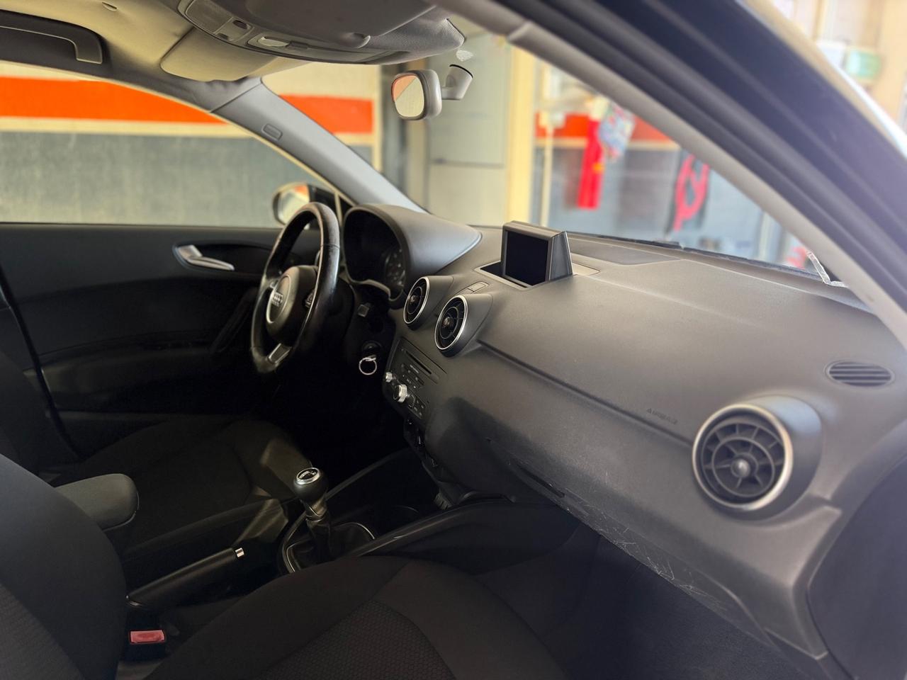 Audi A1 1.2 TFSI Attraction NEOPATENTATI