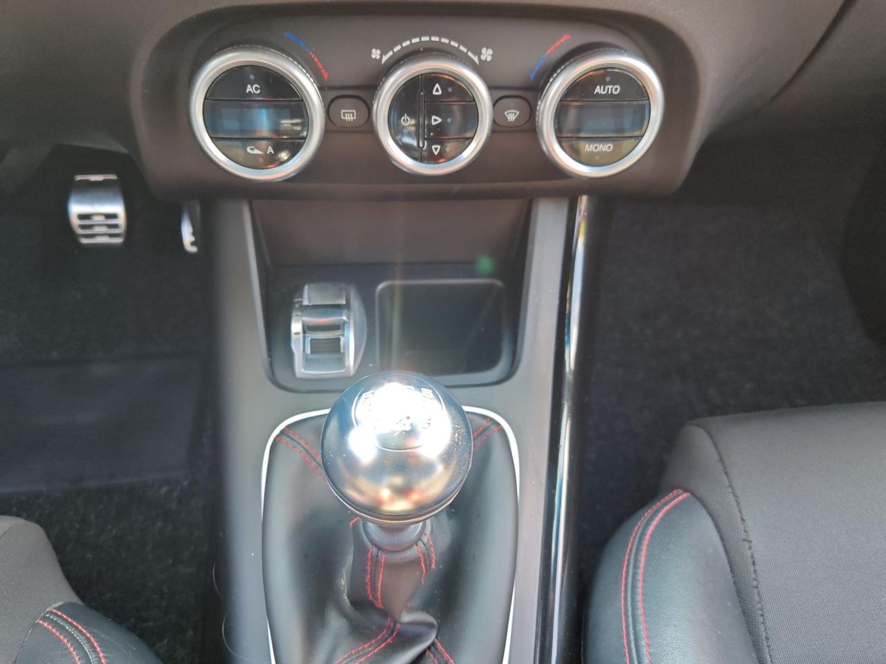Alfa Romeo Giulietta 2.0 JTDm-2 140 CV