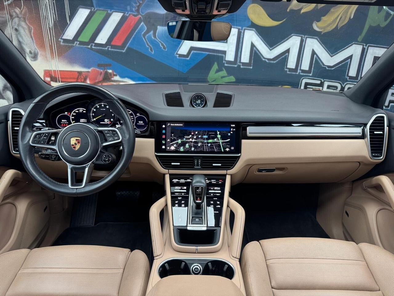 Porsche Cayenne 3.0 V6 E-Hybrid Platinum Edition (119)