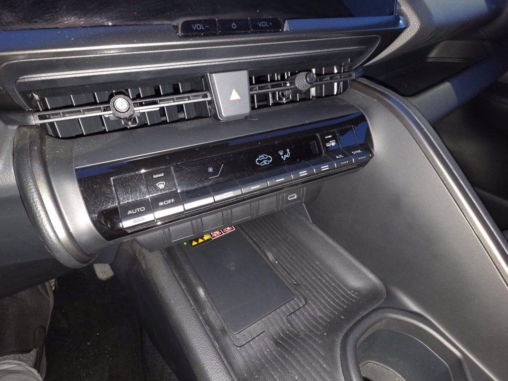 TOYOTA C-hr 2.0 hev trend fwd e-cvt del 2024