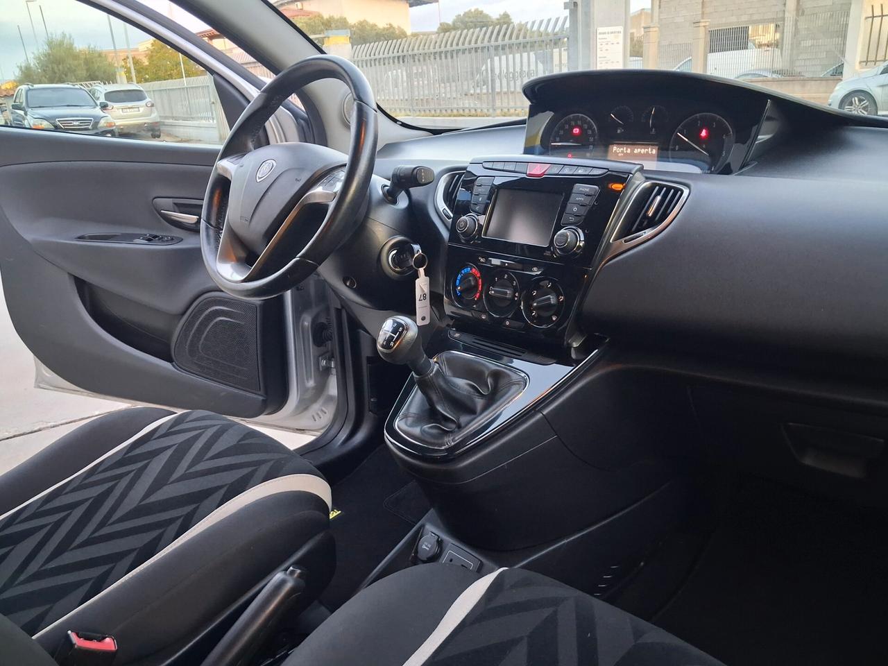 LANCIA Ypsilon 1.300 MultiJet 95cv Km113.000