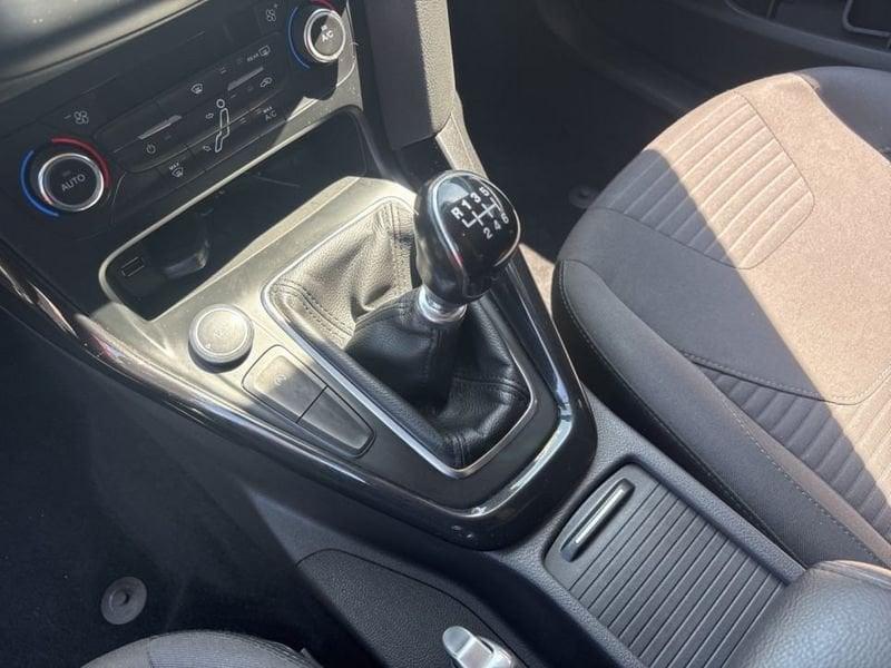 Ford Focus 5P 1.5 TDCI TITANIUM S&S 120CV MY17