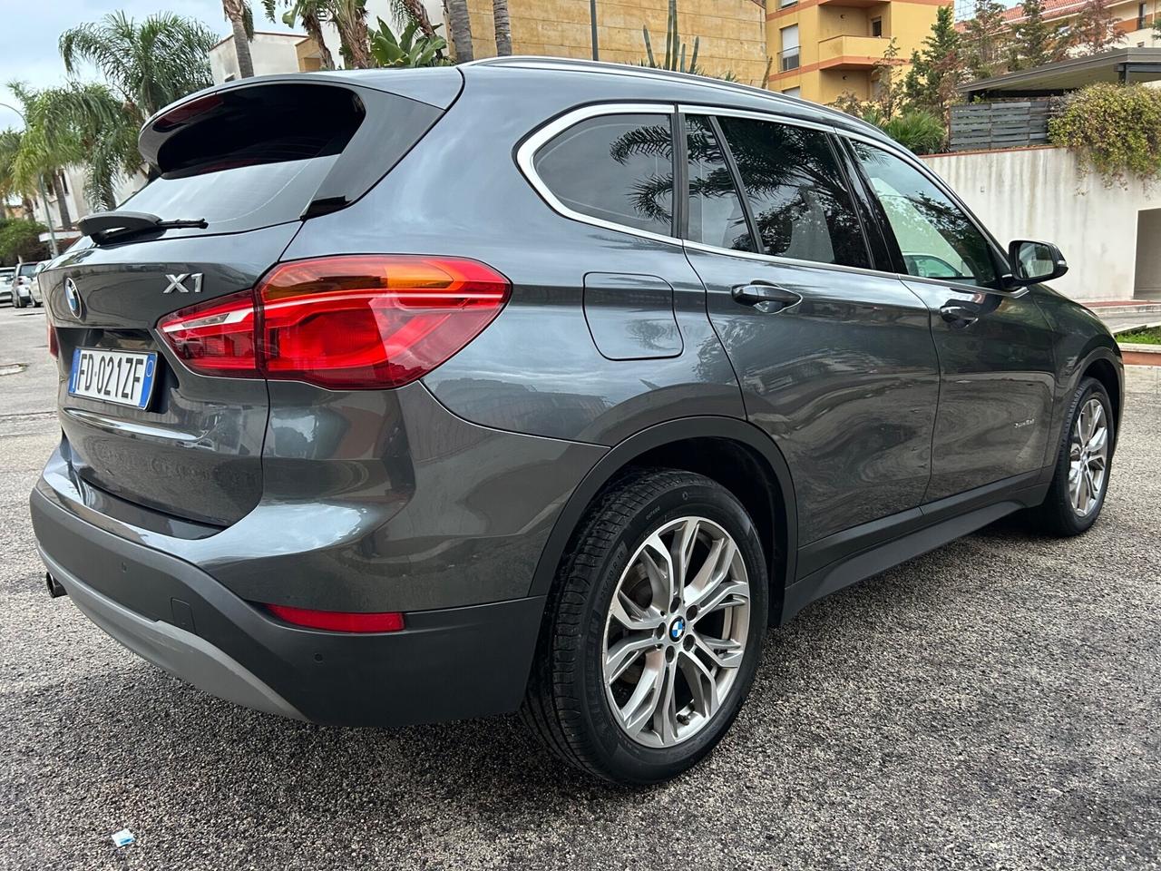 Bmw X1 sDrive18d xLine Strafull !!!
