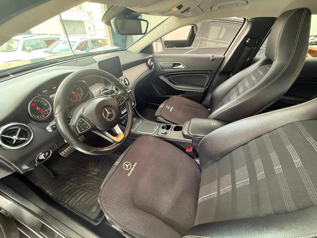 Mercedes Classe GLA GLA 200 d Premium auto AMG