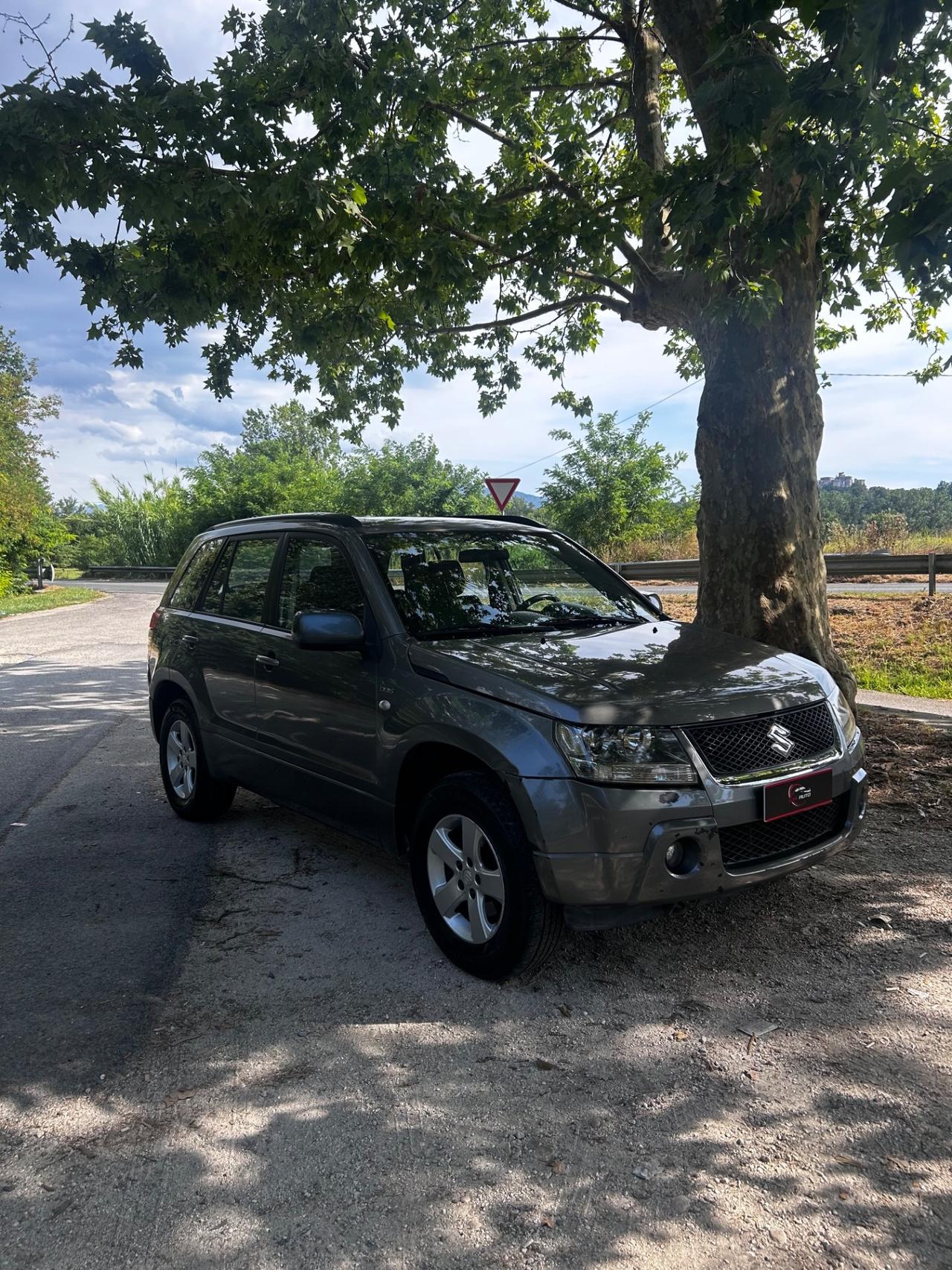 Suzuki Grand Vitara 1.9 DDiS 5 porte