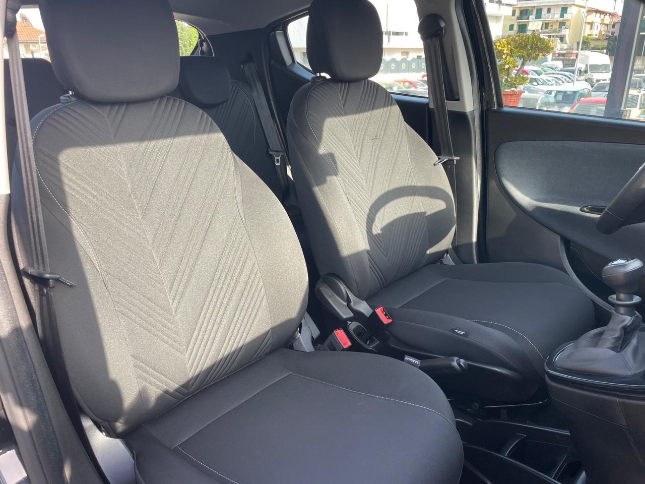 LANCIA YPSILON 1.0 HYBRID 70 (CV) 2022