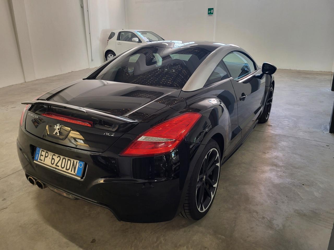 Peugeot RCZ 1.6 THP BASIS PREZZO REALE!!TUTTI I TAGLIANDI UFFICIALI!! UNICO PROPRIETARIO!! GARANZIA 12 MESI!!