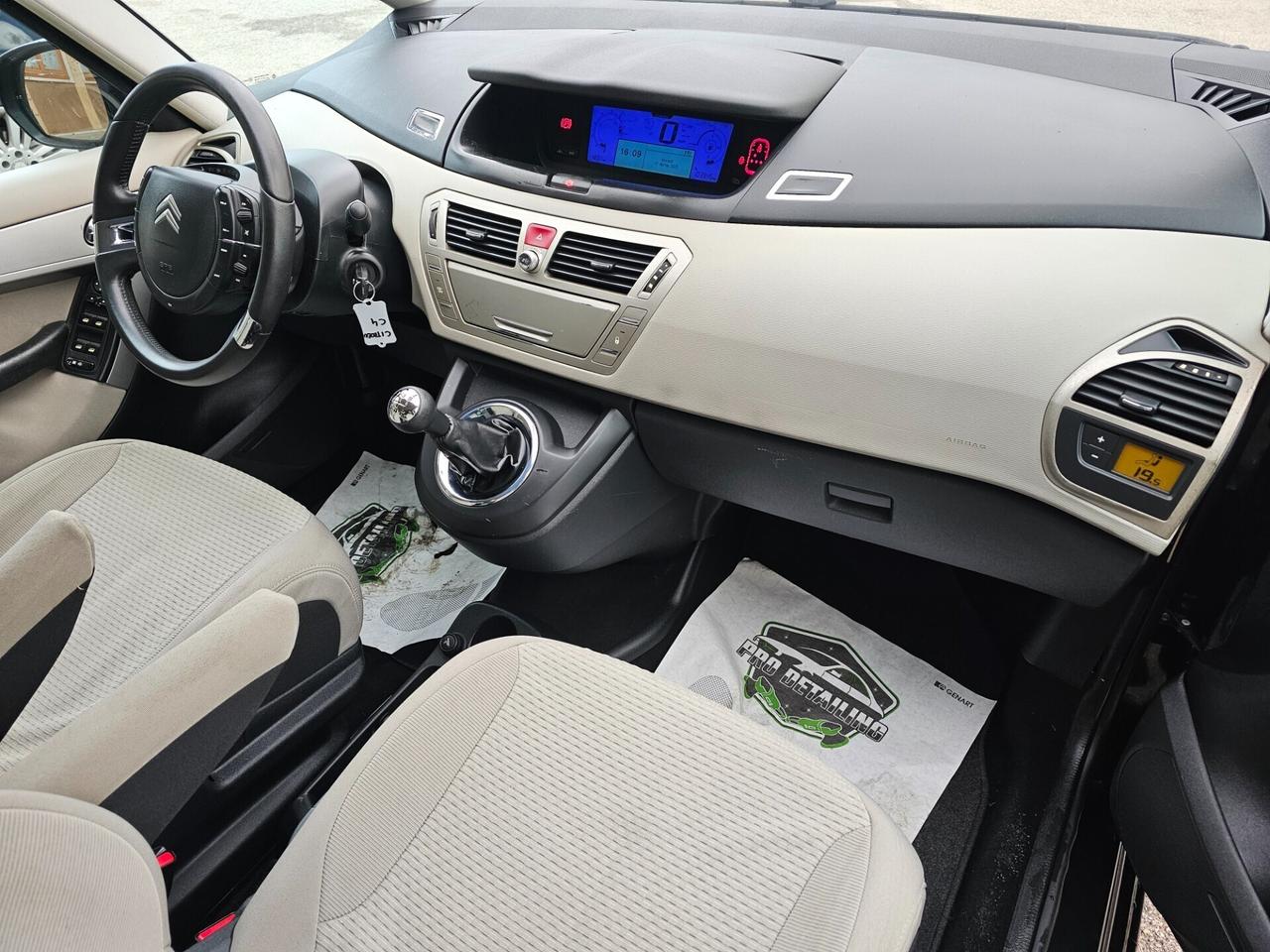 Citroen C4 Picasso 1.6 Benzia 120 cv