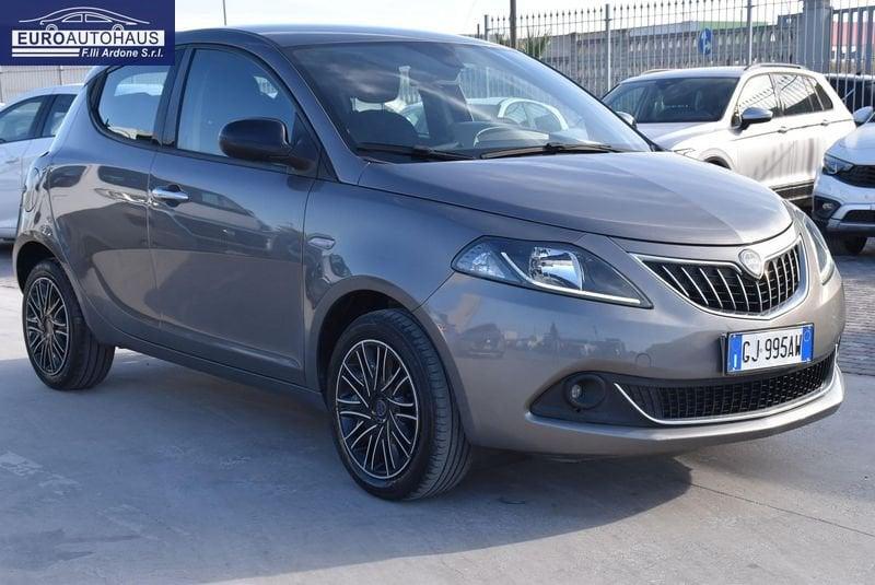 Lancia Ypsilon 1.0 FireFly 70cv S&S Hybrid GOLD