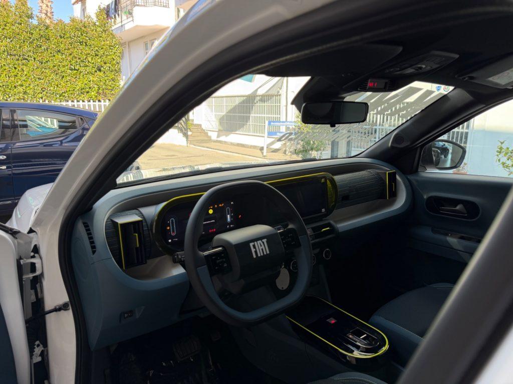Fiat Grande Panda 1.2 Hybrid 110 CV S&S Icon tua da €249,00 mensili
