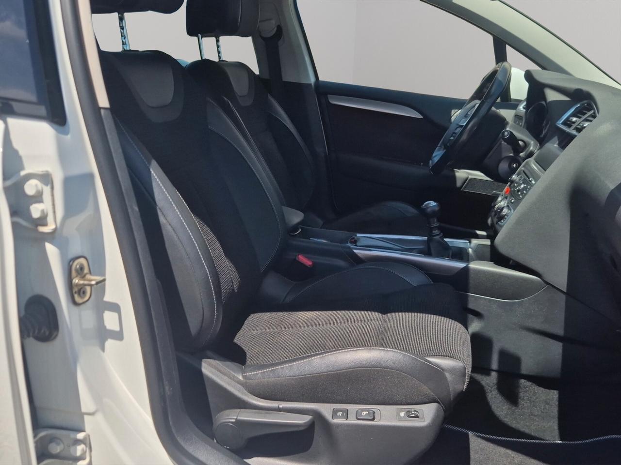 Citroen C4 1.6 e-HDi 110 airdream Exclusive