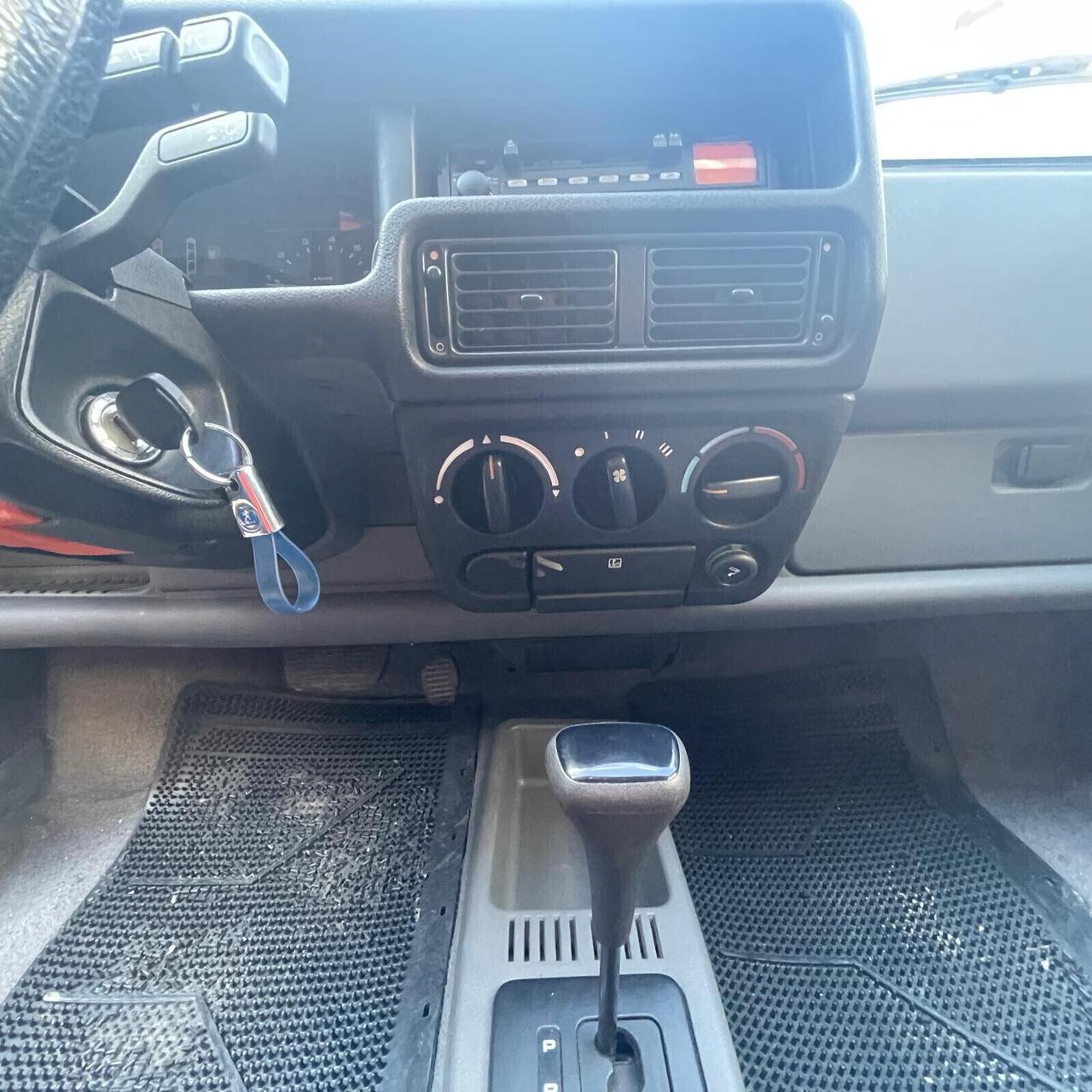 FORD FIESTA 1.1 49Cv. GHIA AUTOMATICA