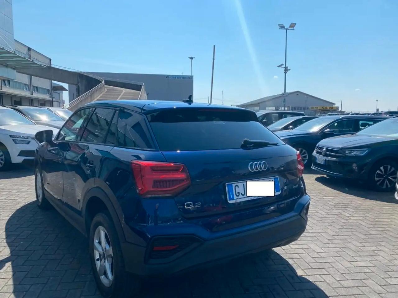 Audi Q2 35 TDI quattro S tronic Business