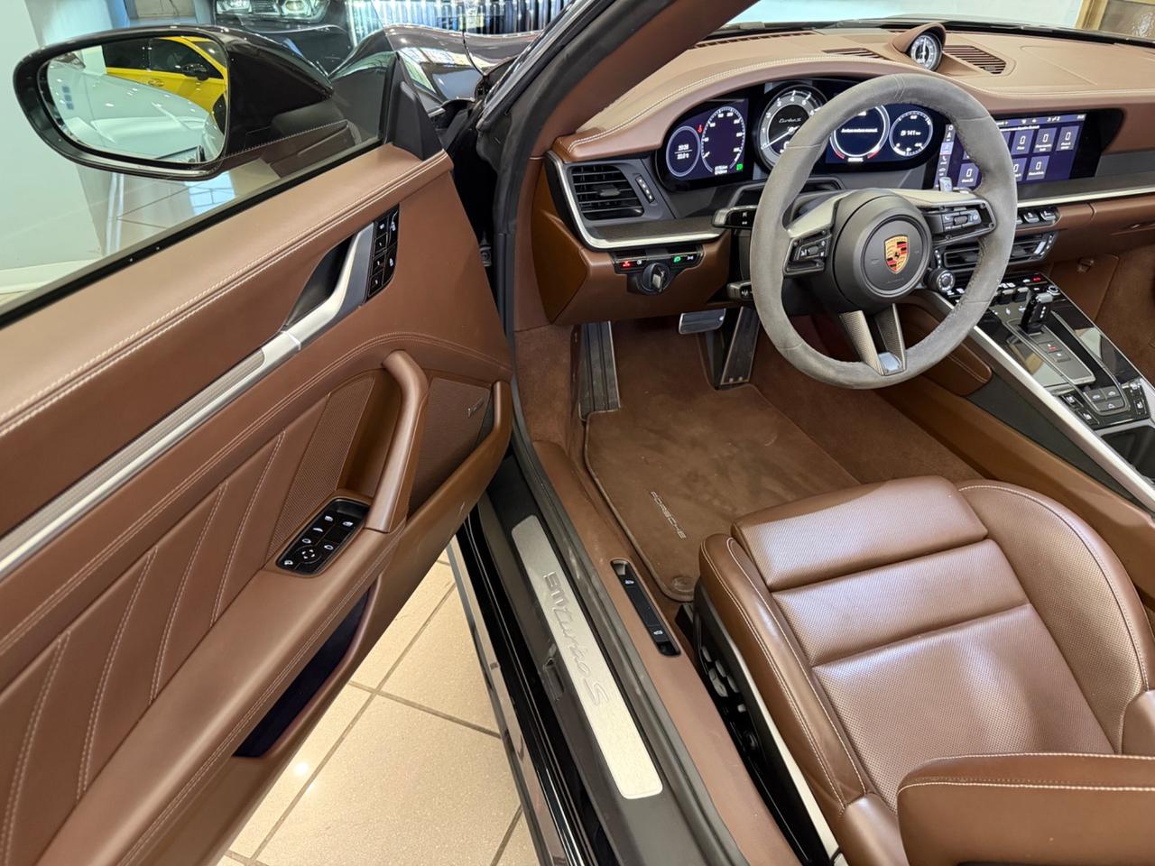 Porsche 911 Turbo S Cabriolet ufficiale italiana iva esposta