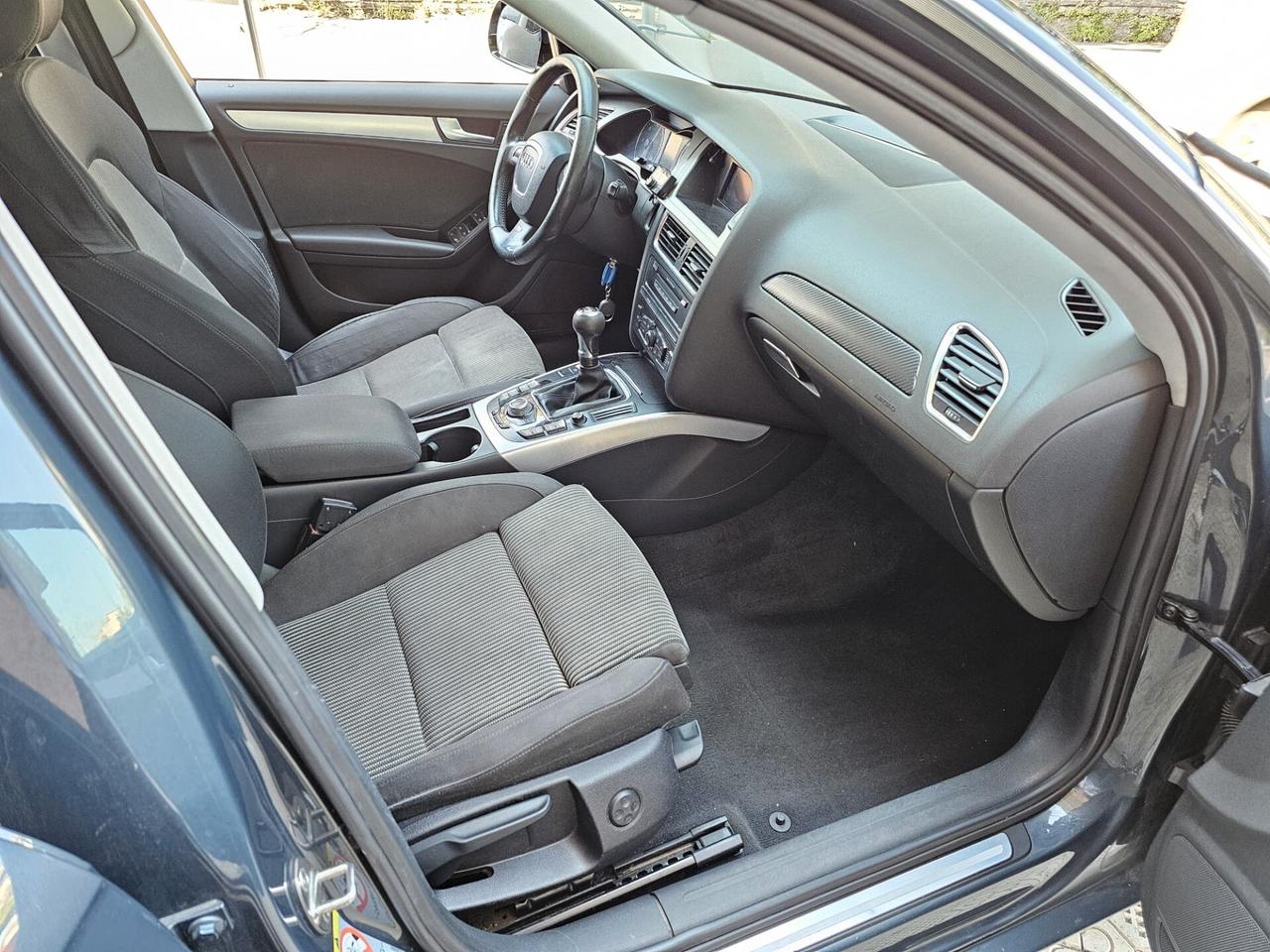 Audi A4 2.0 TDI 143CV S-Line
