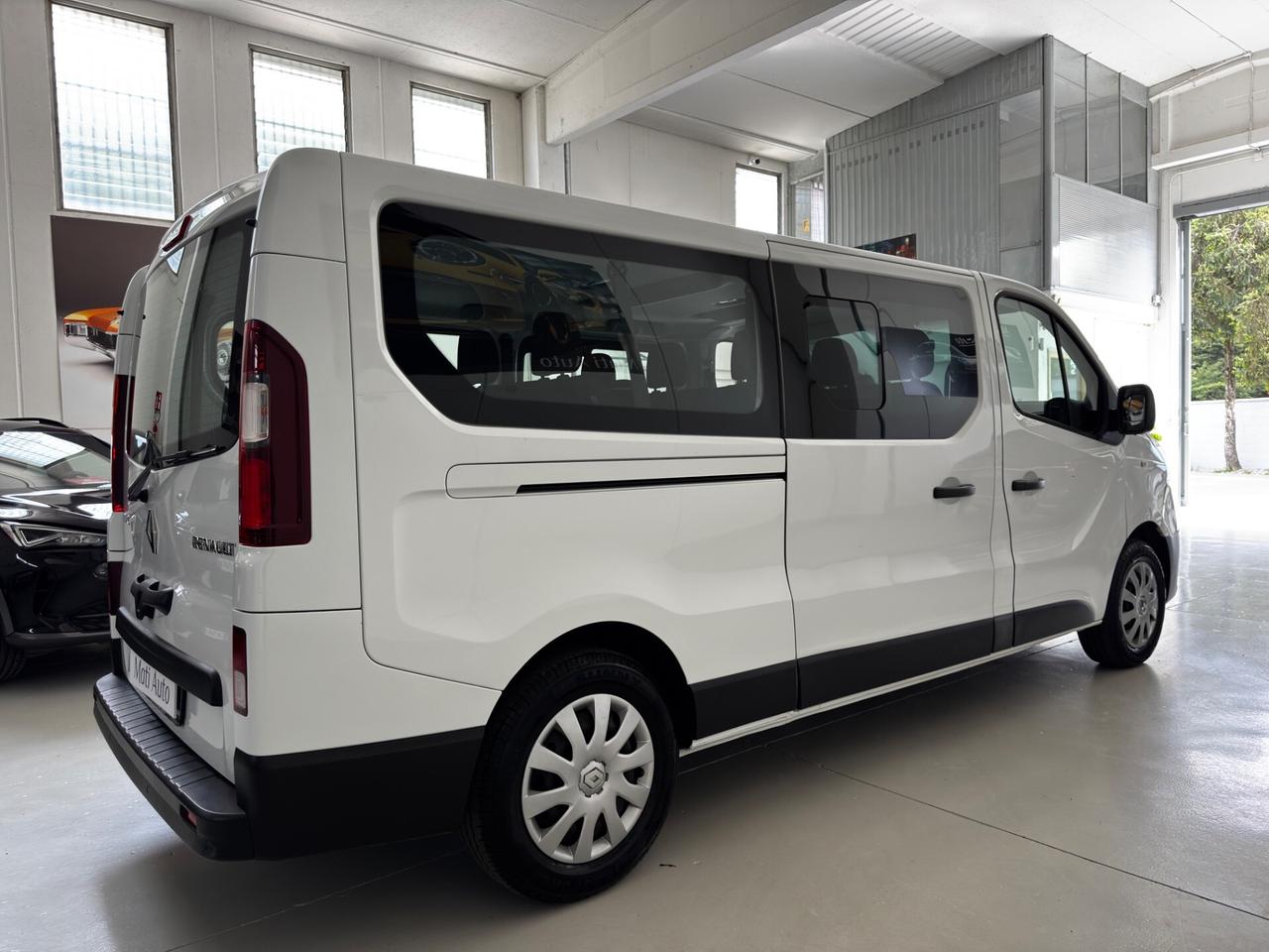 Renault Trafic T27 2.0 dCi 120CV PC-TN Zen N1