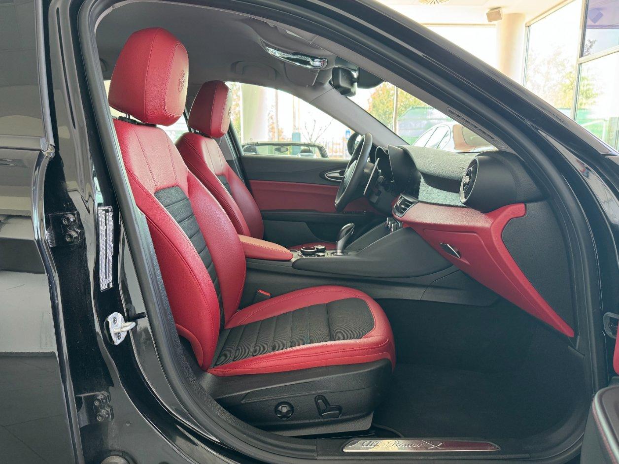 Alfa Romeo Giulia Giulia 2.0 t Super 200cv auto