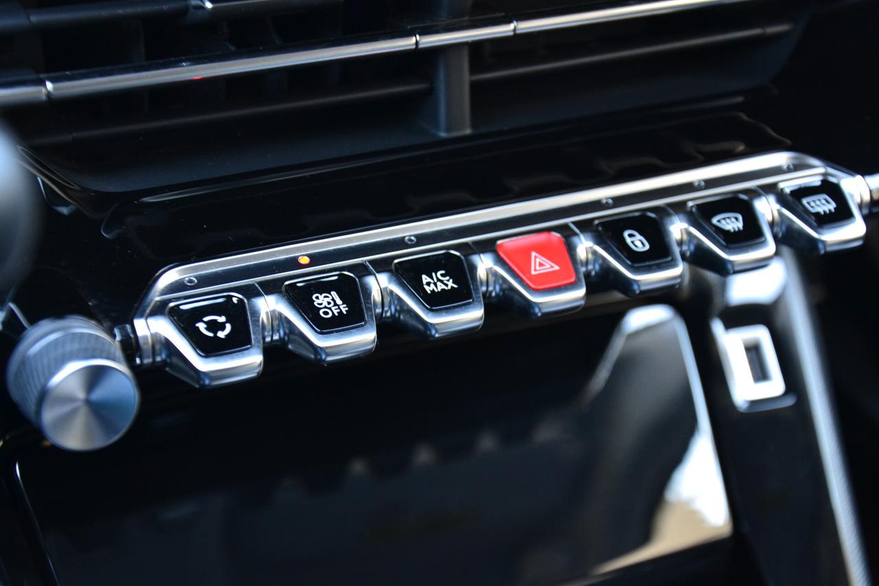 Peugeot 2008 1.2 130CV ALLURE AUTOM. **PREZZO REALE**UNIPRO'**