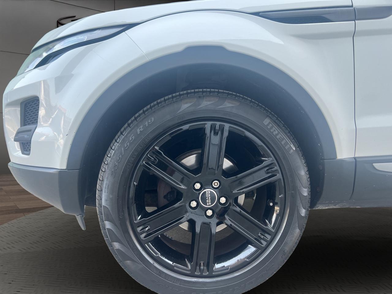 Land Rover Range Evoque 5p 2.2 td4 Pure 150cv