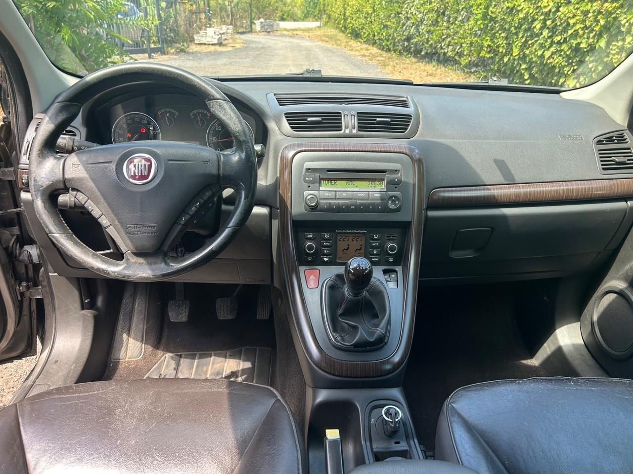 Fiat Croma 1.9 Multijet Emotion