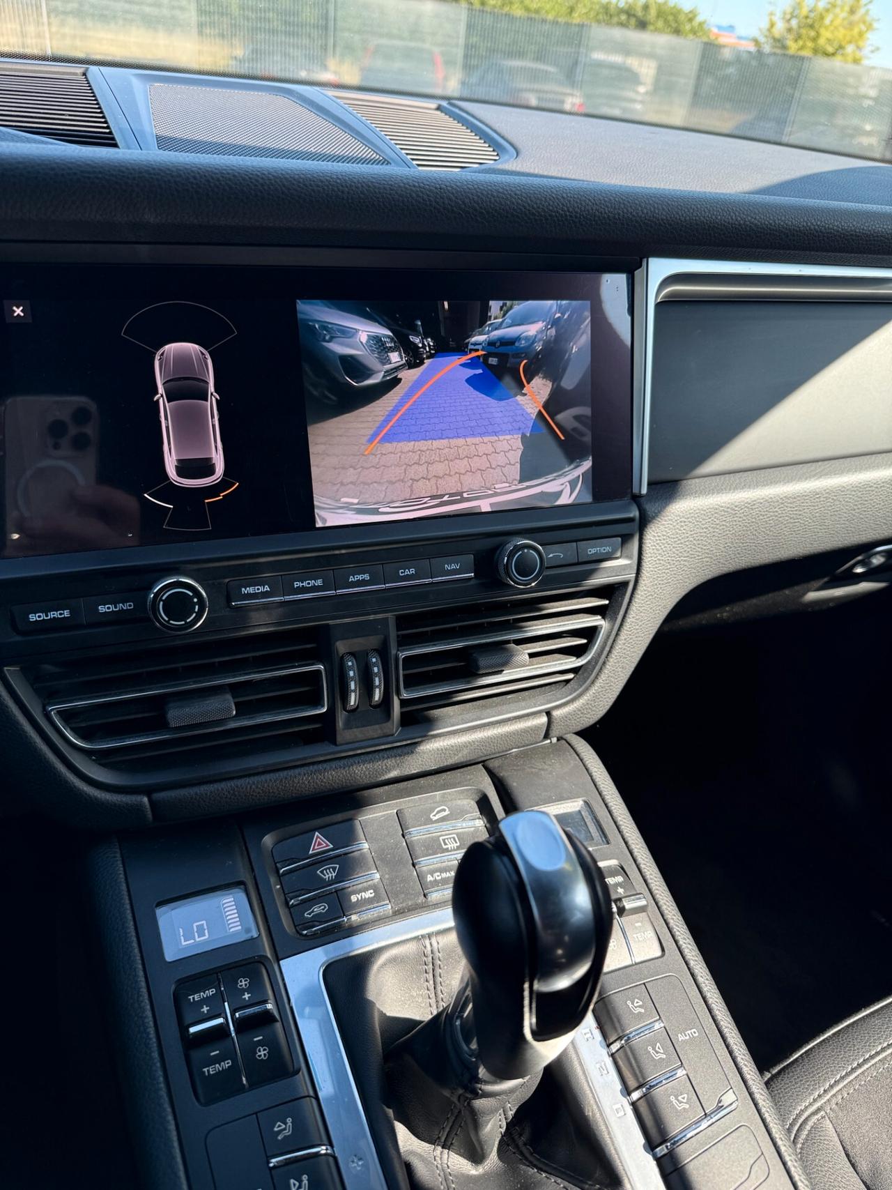 Porsche Macan 2.0 Black Edition
