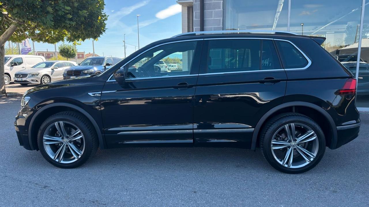 Volkswagen Tiguan 2.0 TDI SCR DSG 4MOTION R-LINE