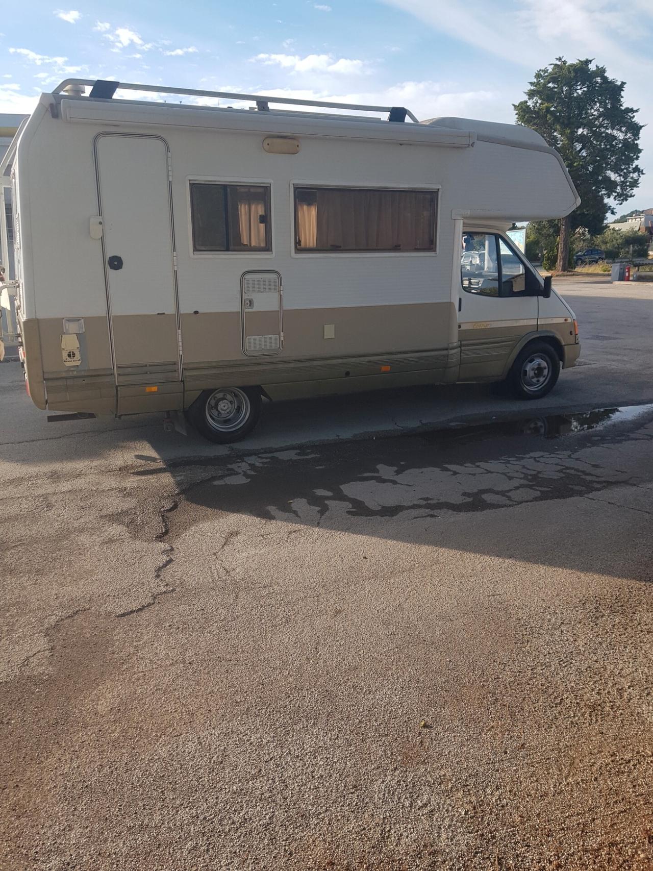 FORD TRANSIT LAIKA 1993