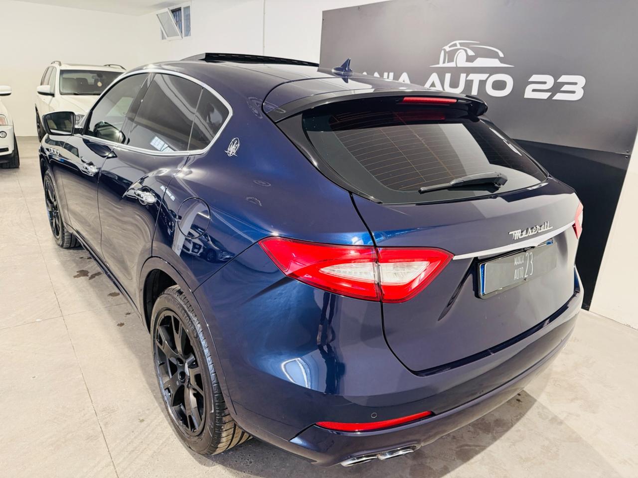 MASERATI LEVANTE*Q4*SERIE LIMITATA*TETTO*430 CV*