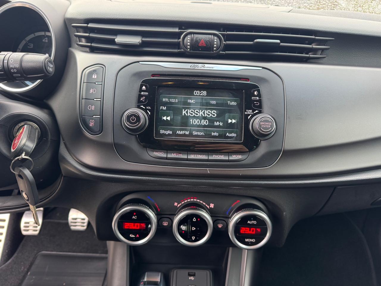 Alfa Romeo Giulietta 1.6 JTDm-2 105 CV Exclusive