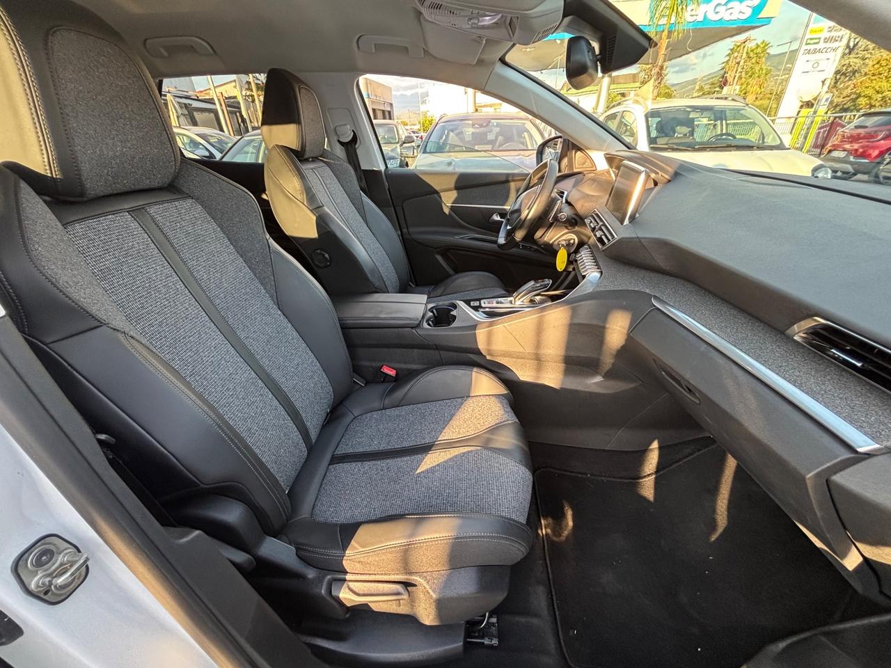 PEUGEOT 3008 HDI 1.6 120CV AUTOMATICA STUPENDA