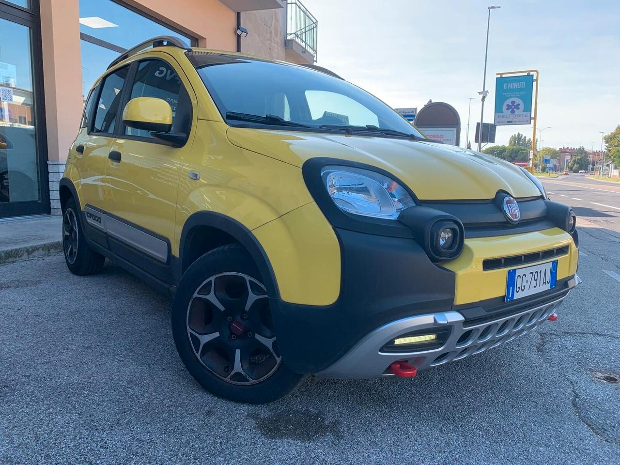 Fiat Panda 1.0 FireFly Hybrid CityCross 5p. Unicop.