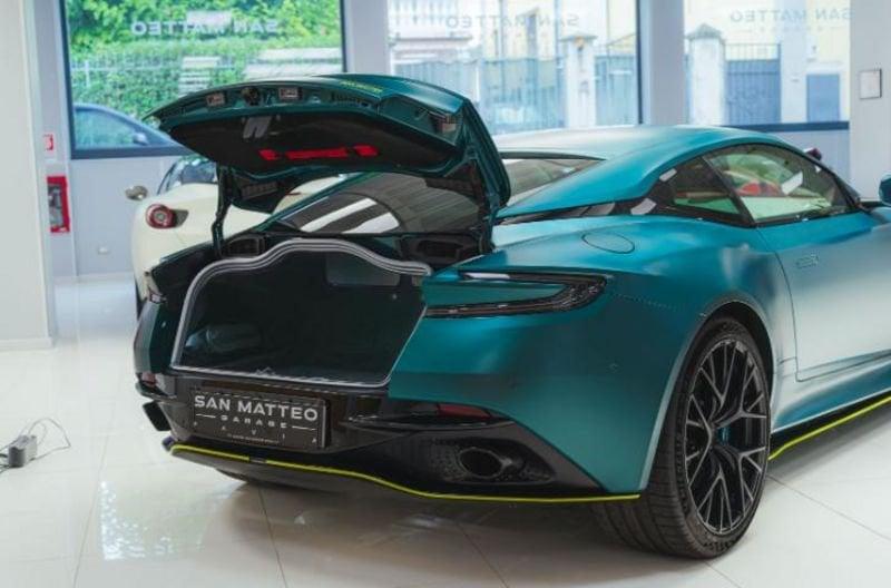 Aston Martin DB12 Aston Martin DB12 *IVA ESPOSTA*