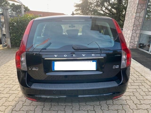 VOLVO V50 D2 1.6 115CV POLAR