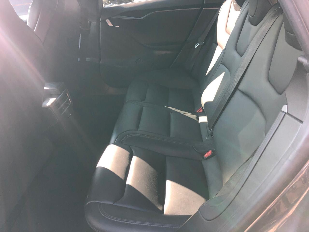 Tesla Model S 100kWh Performance Dual Motor AWD