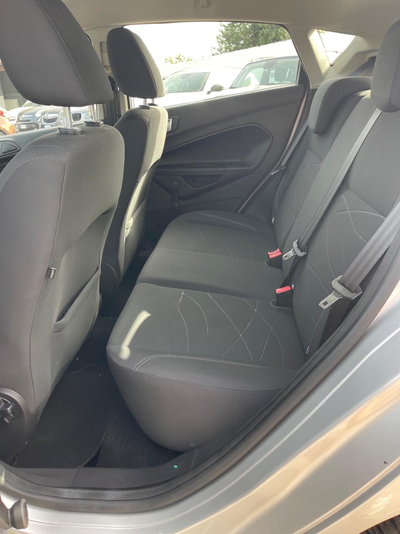 Ford Fiesta 1.4 5 porte GPL