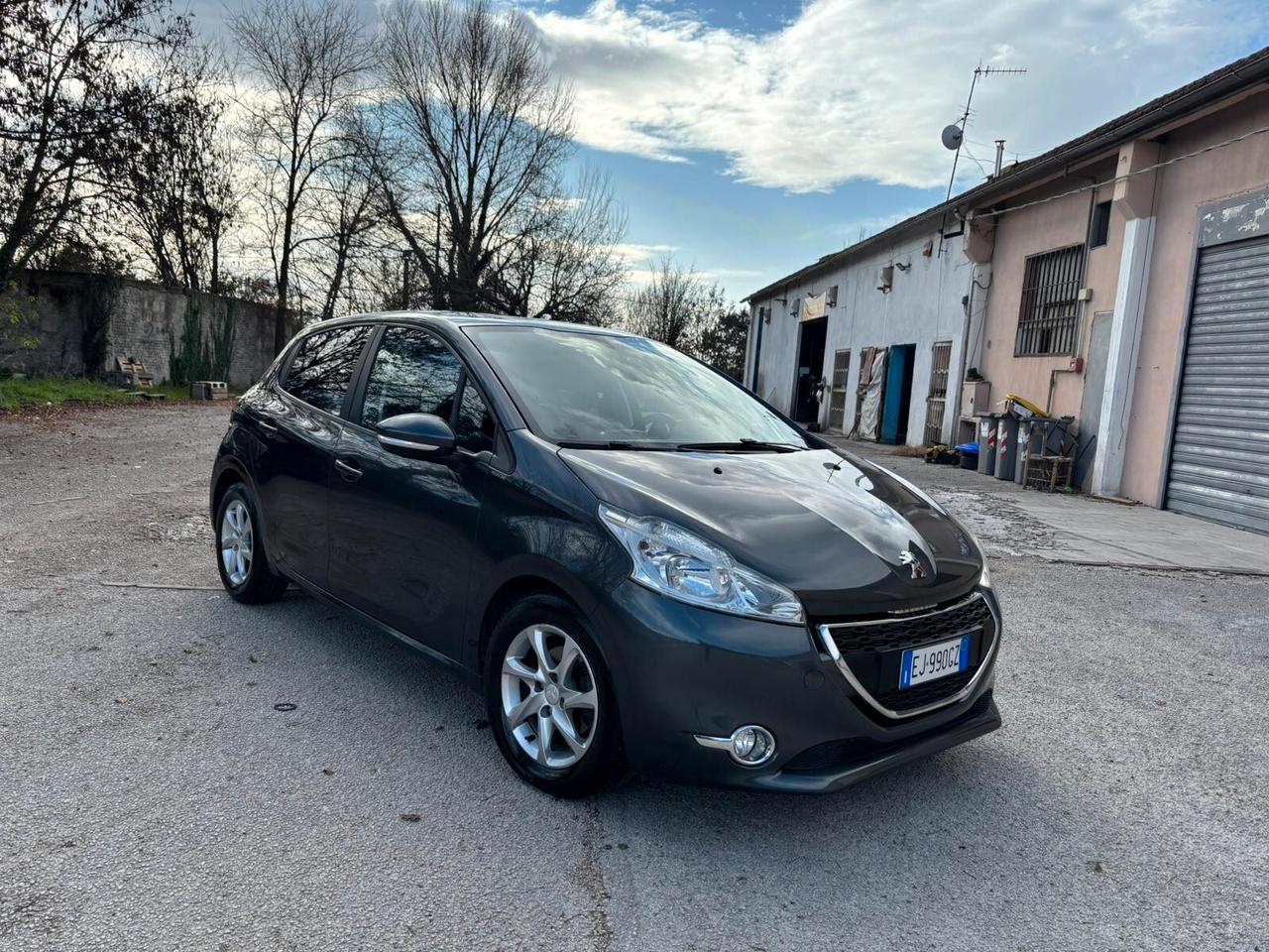 Peugeot 208 1.4 HDi 68 CV 5 porte Active