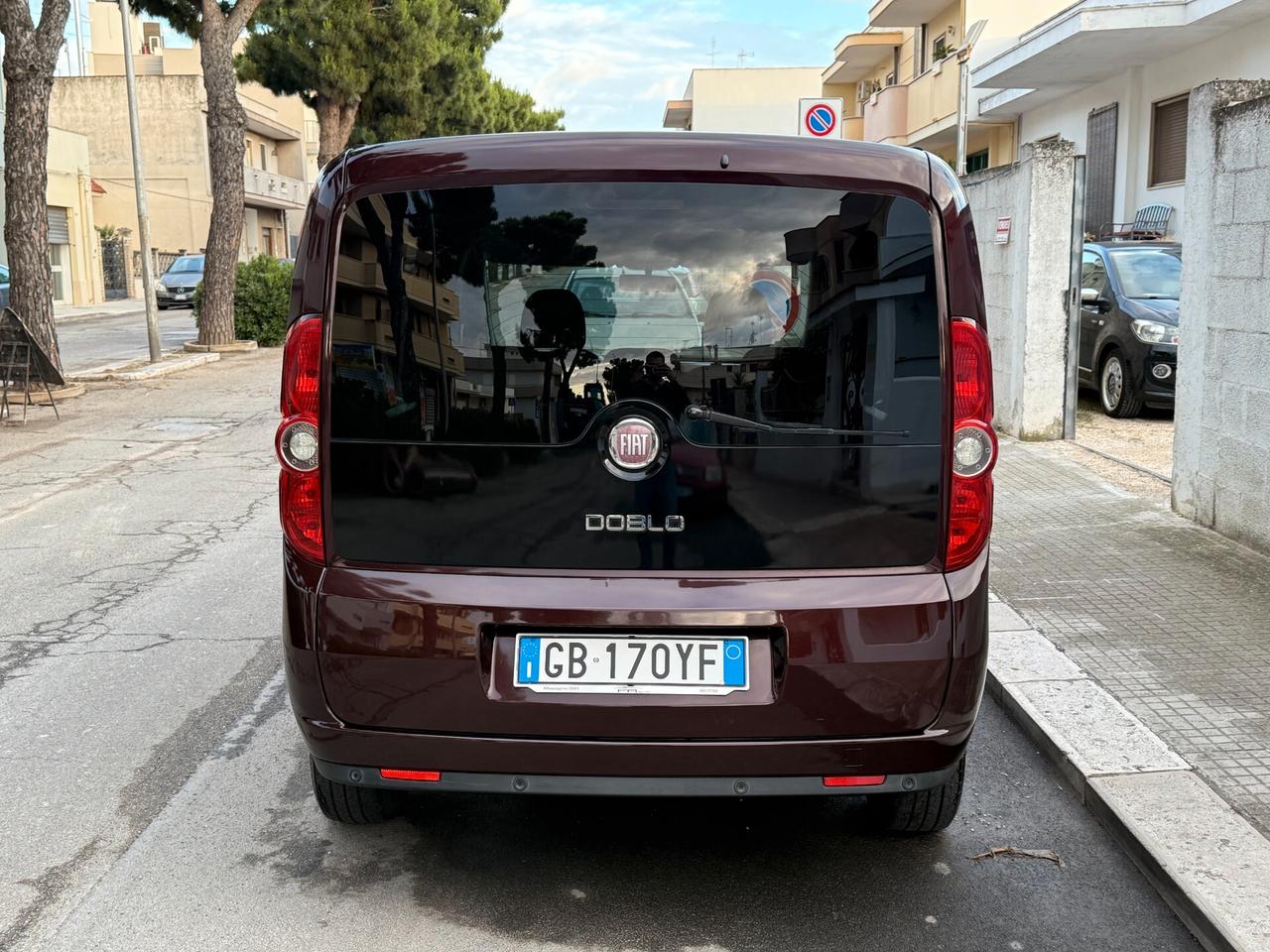 Fiat Doblò 1.6 MJT 90CV Emotion AUTOVETTURA - 2012