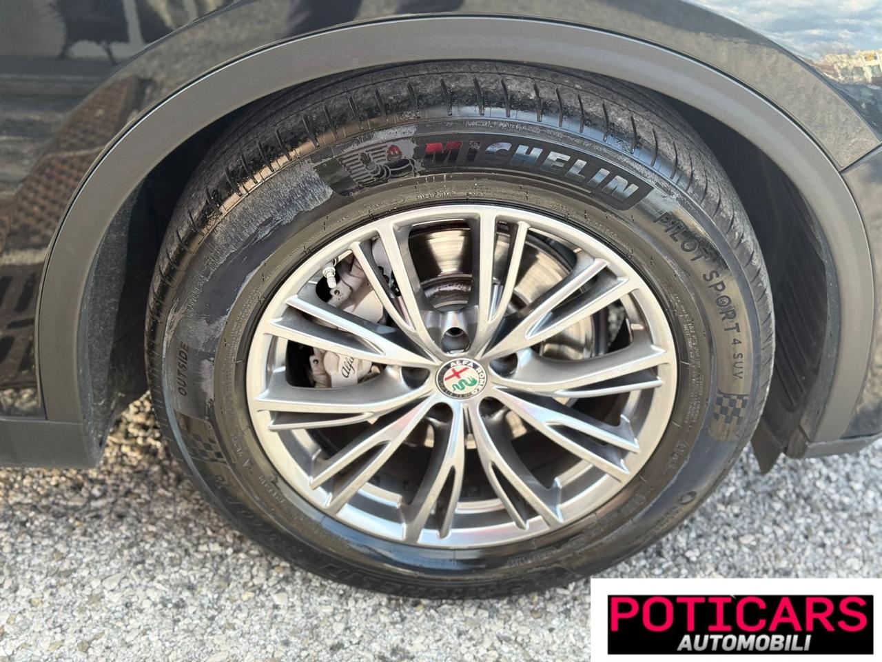 Alfa Romeo Stelvio 2.2 Turbodiesel 160 CV AT8 RWD Business