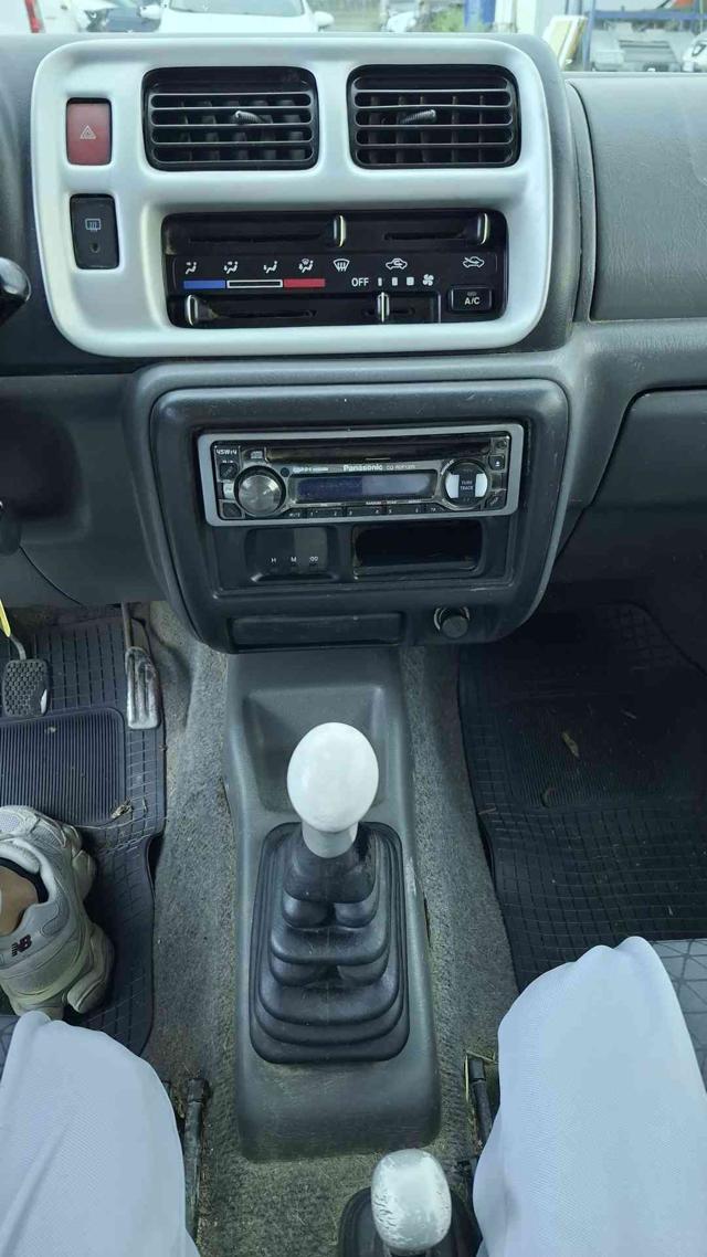 SUZUKI Jimny 1.3i 16V cat 4WD JLX MOTORE RUMOROSO