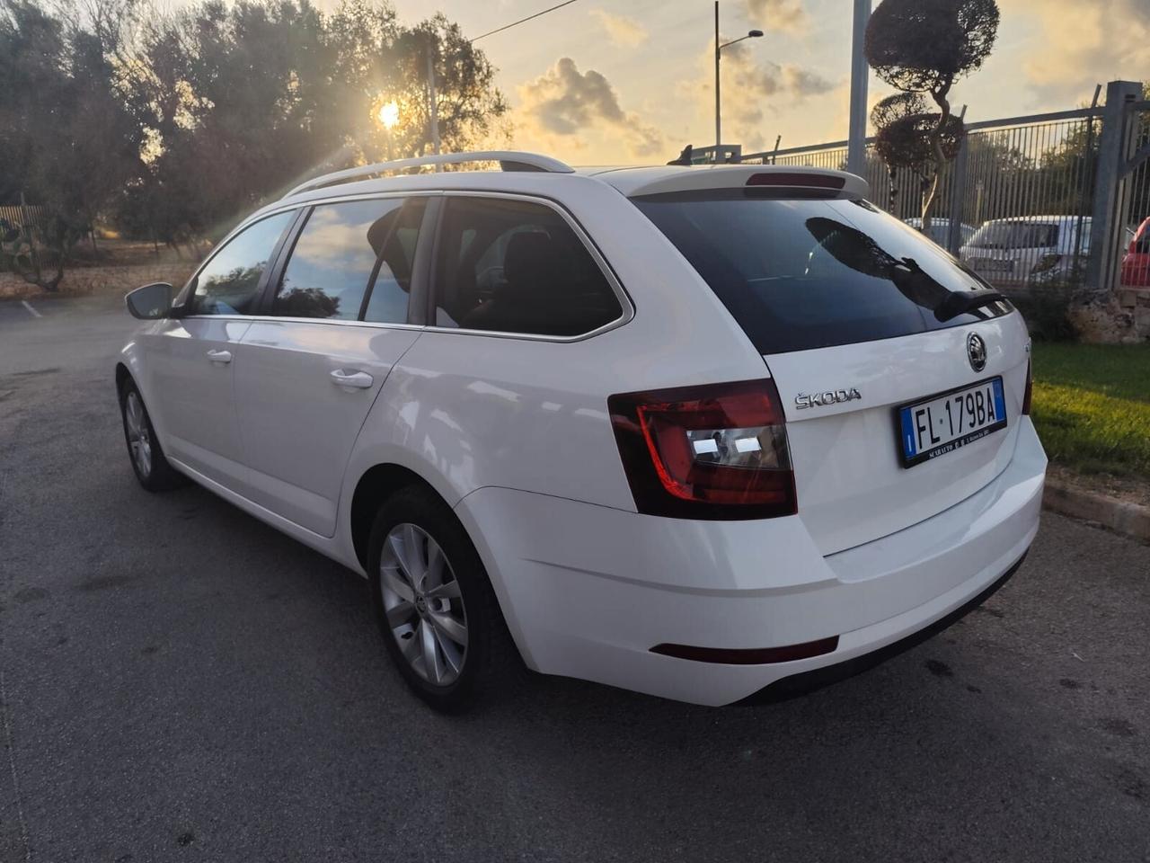 Skoda Octavia 2.0 TDI CR DSG Executive