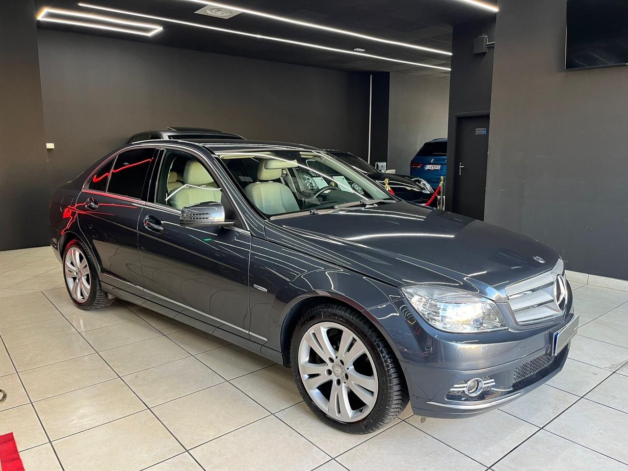 Mercedes-benz C 220 CDI BlueEFFICIENCY Avantgarde