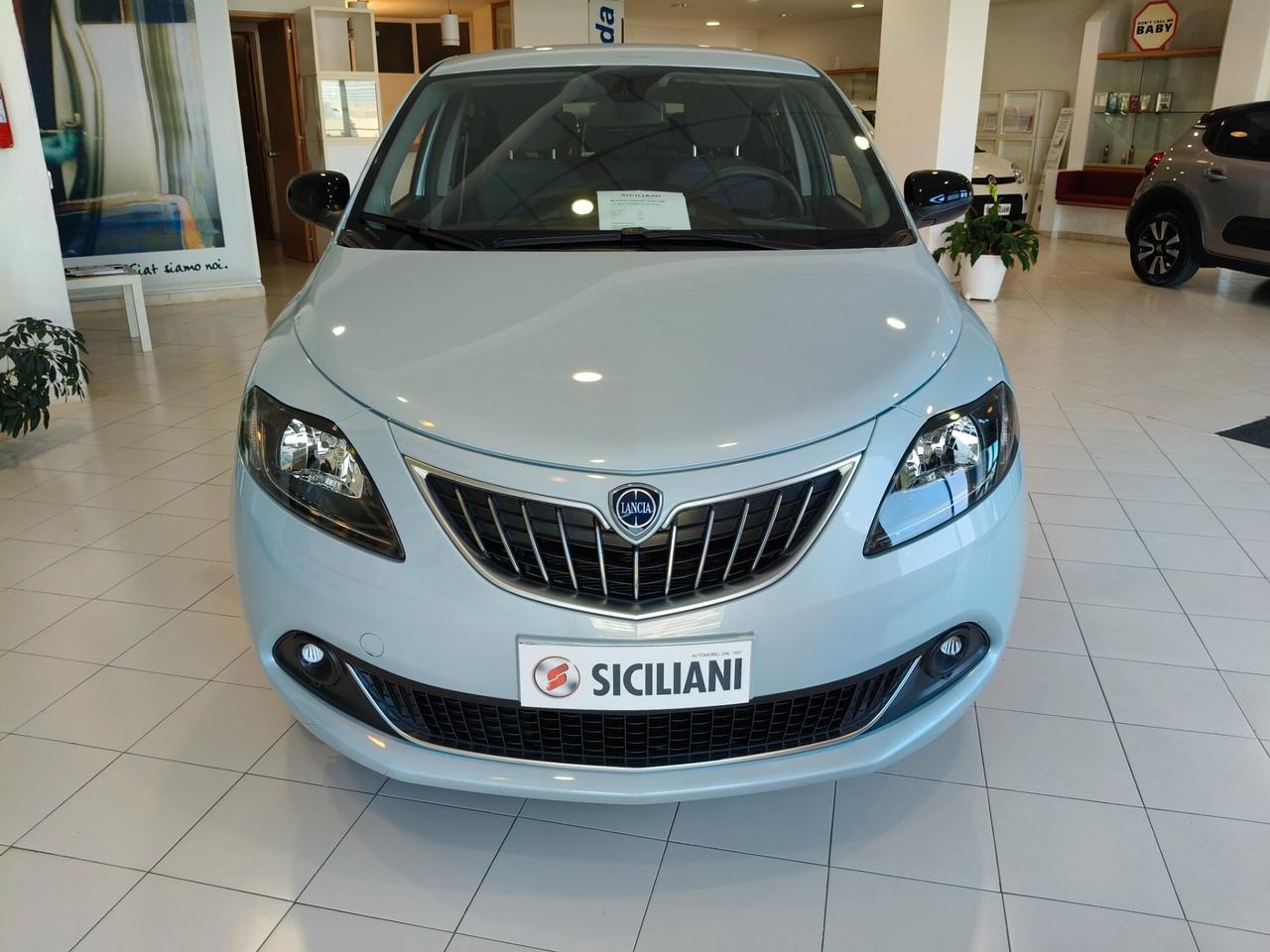 Lancia Ypsilon 1.0 70CV 5 porte Hybrid Gold Plus