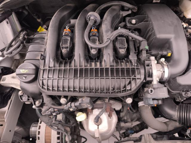 PEUGEOT 208 1.2 puretech Active s&s 82cv 5p neopatentati