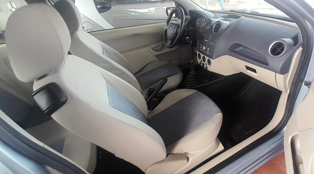 Ford Fiesta 1.4 TDCi 3p. Ghia